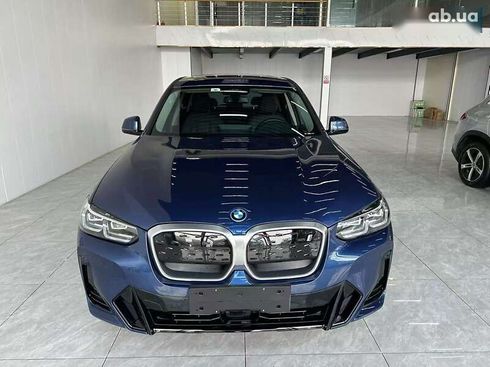 BMW iX3 2022 - фото 2