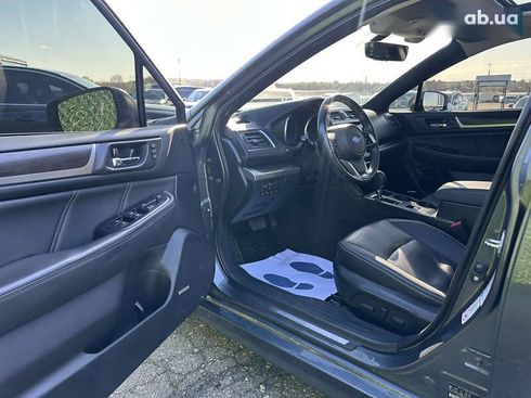 Subaru Legacy 2018 - фото 12