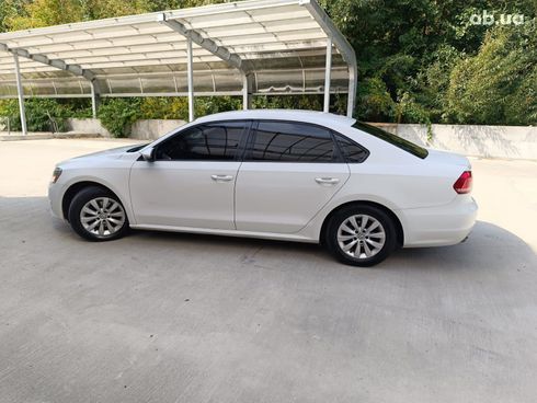 Volkswagen passat b7 2012 белый - фото 8