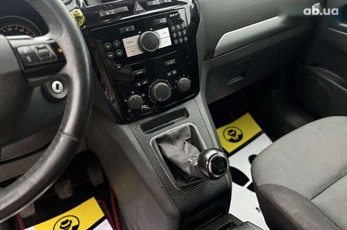 Opel Zafira 2011 - фото 19