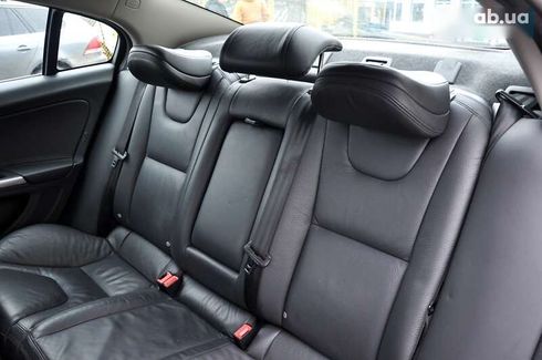 Volvo S60 2016 - фото 20