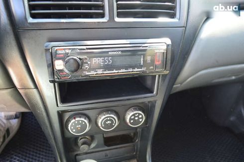 Nissan Almera Classic 2011 - фото 20