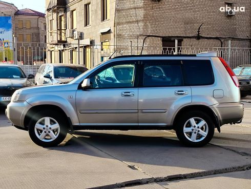 Nissan X-Trail 2004 серый - фото 7