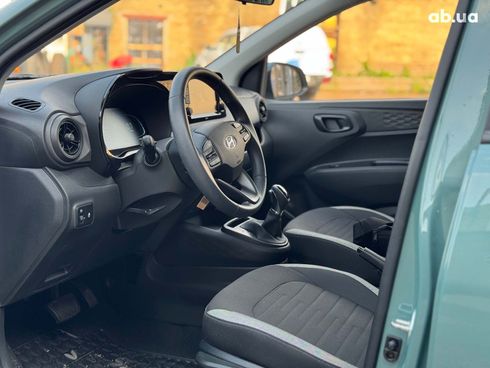 Hyundai i10 2024 зеленый - фото 15