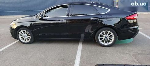 Ford Fusion 2020 - фото 16