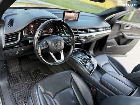 Audi Q7 2017 - фото 17