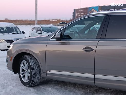 Audi Q7 2017 серый - фото 9