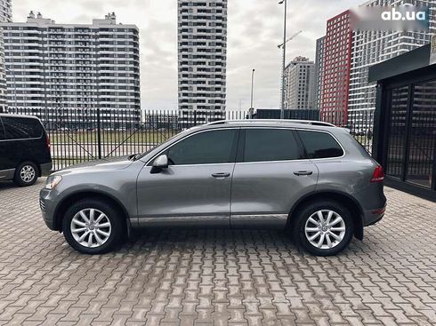 Volkswagen Touareg 2013 - фото 4