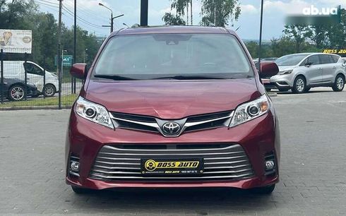 Toyota Sienna 2018 - фото 2