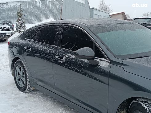 Kia K5 2020 серый - фото 19
