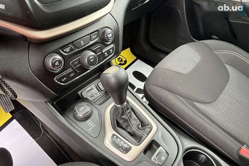 Jeep Cherokee 2015 - фото 14