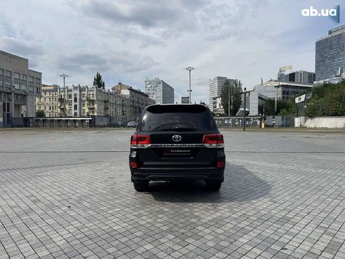 Toyota Land Cruiser 2014 - фото 6
