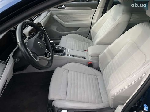 Volkswagen Passat 2022 - фото 24