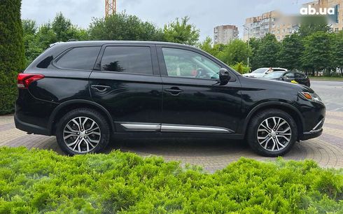 Mitsubishi Outlander 2017 - фото 8