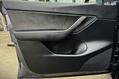 Tesla Model Y 2022 - фото 21