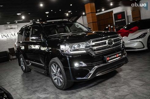Toyota Land Cruiser 2018 - фото 24