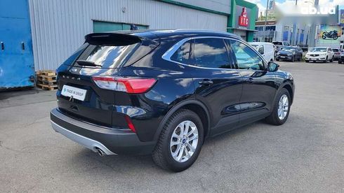 Ford Kuga 2020 - фото 17