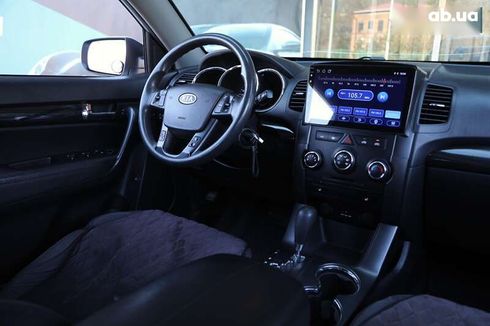 Kia Sorento 2010 - фото 9