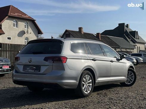 Volkswagen Passat 2021 - фото 7