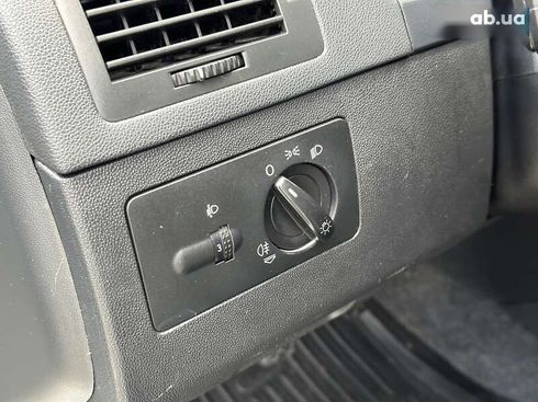 Skoda Fabia 2006 - фото 18