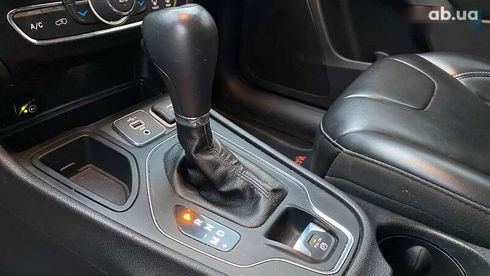 Jeep Cherokee 2019 - фото 23