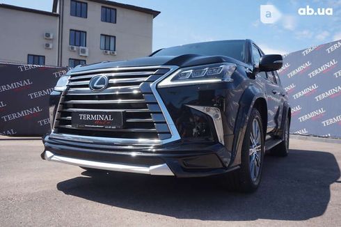 Lexus LX 2017 - фото 9