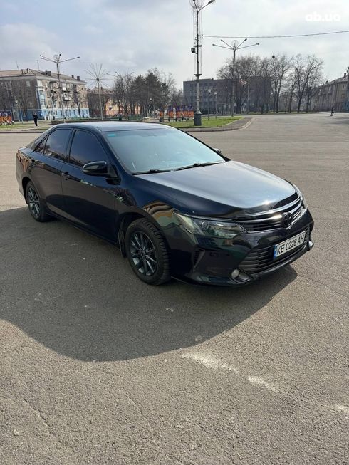 Toyota Camry 2015 черный - фото 19