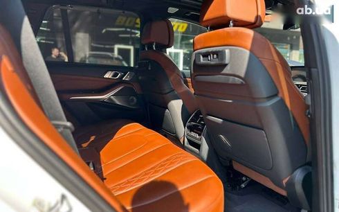 BMW X5 M 2022 - фото 18