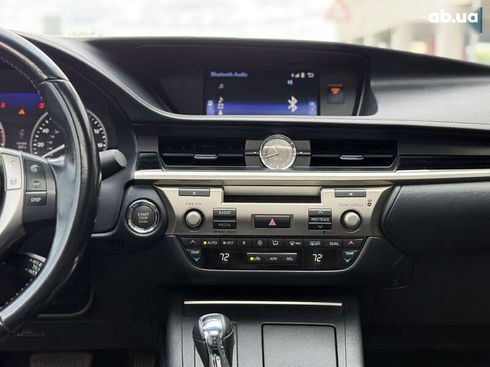 Lexus ES 2015 - фото 15