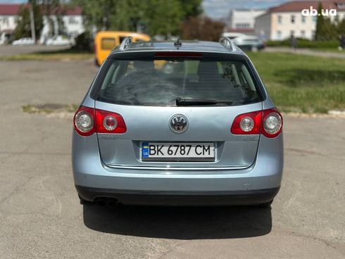 Volkswagen Passat 2007 голубой - фото 6