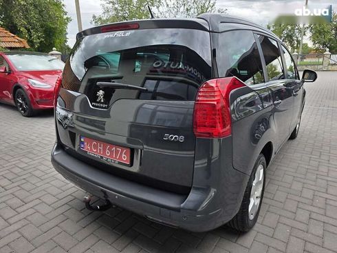 Peugeot 5008 2015 - фото 18