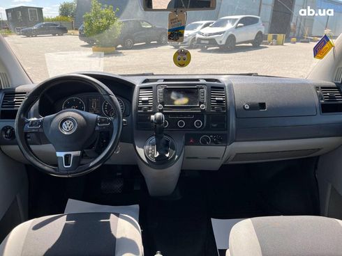 Volkswagen Transporter 2014 коричневый - фото 18