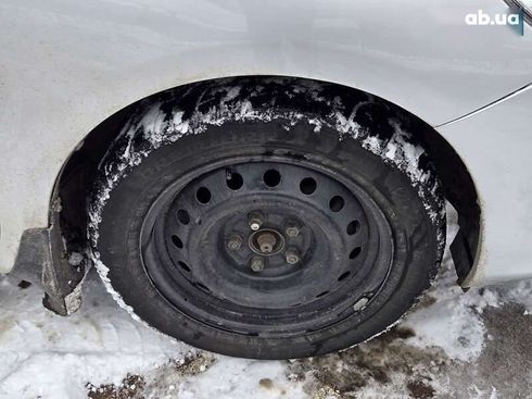 Toyota Corolla 2008 - фото 16