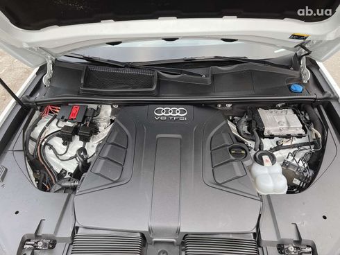 Audi Q7 2018 белый - фото 18