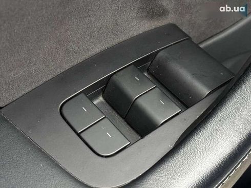 Tesla Model 3 2021 - фото 15