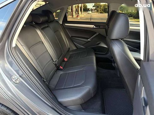 Volkswagen Passat 2021 - фото 14