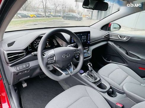 Hyundai Ioniq 2020 - фото 18