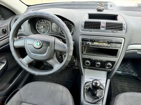 Skoda Octavia 2010 - фото 23