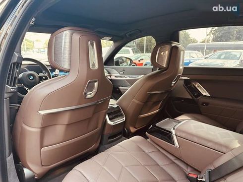 BMW 7 серия 2024 - фото 26