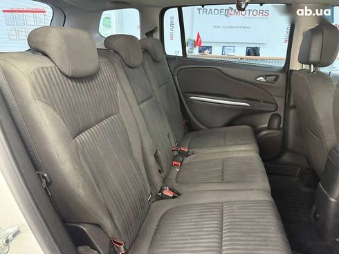 Opel Zafira 2015 - фото 29