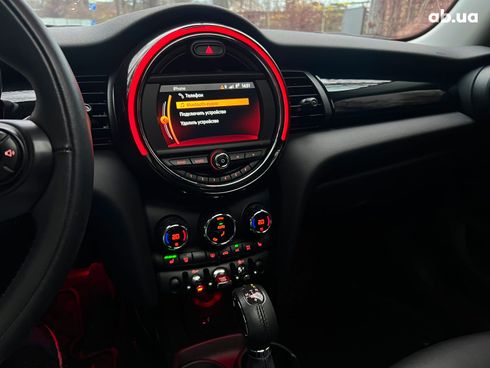 MINI Hatch 2019 бежевый - фото 50