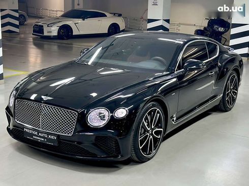 Bentley Continental GT 2020 - фото 9