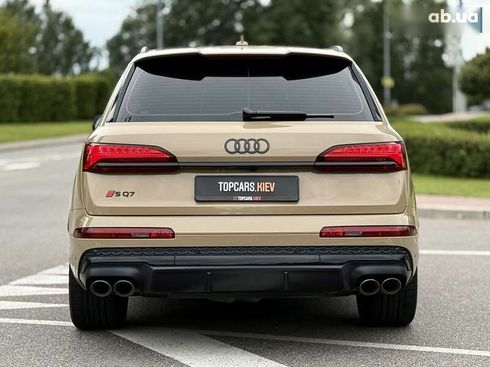 Audi SQ7 2024 - фото 17