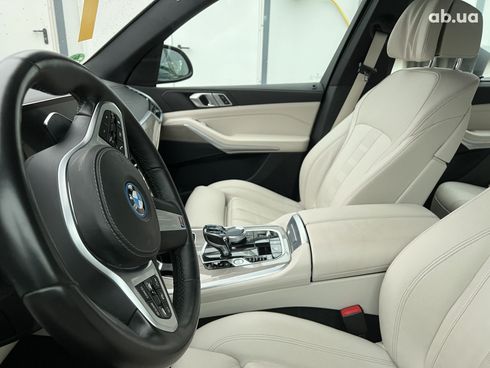 BMW X5 2021 - фото 26