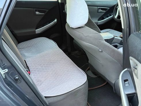 Toyota Prius 2014 серый - фото 16