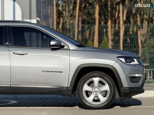 Jeep Compass 2021 - фото 8