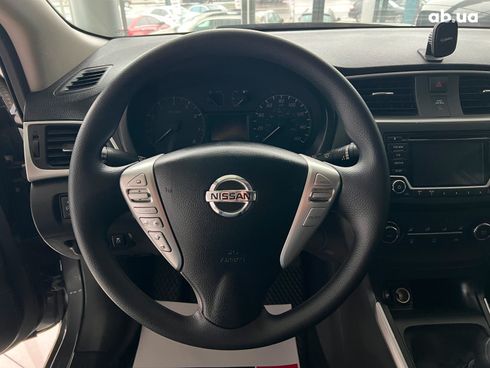 Nissan Sentra 2018 серый - фото 12