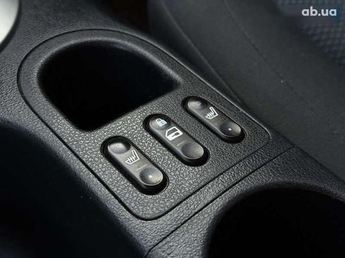 Nissan Qashqai 2012 - фото 24