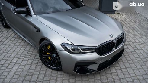 BMW M5 2018 - фото 15