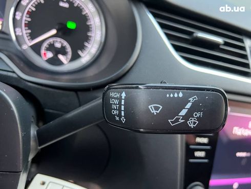 Skoda octavia a7 2018 белый - фото 26